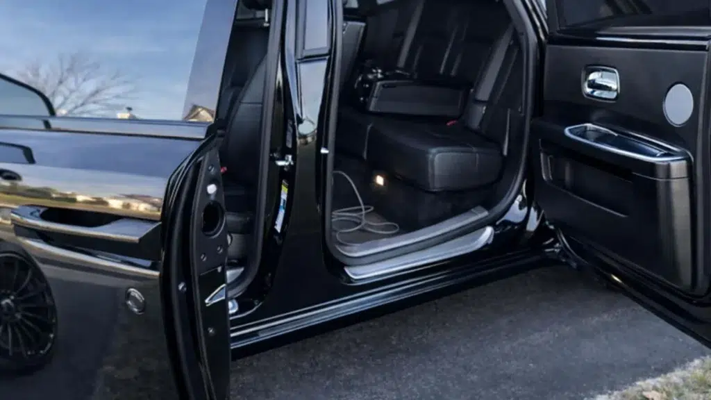 Rolls Royce with opens door