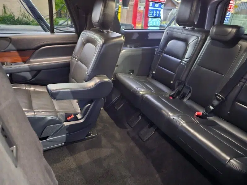 Lincoln Navigator seating area