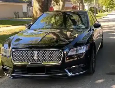 Lincoln Continental front view